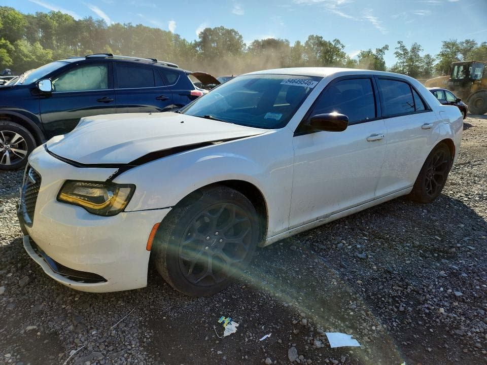 2019 CHRYSLER 300 TOURING - 1