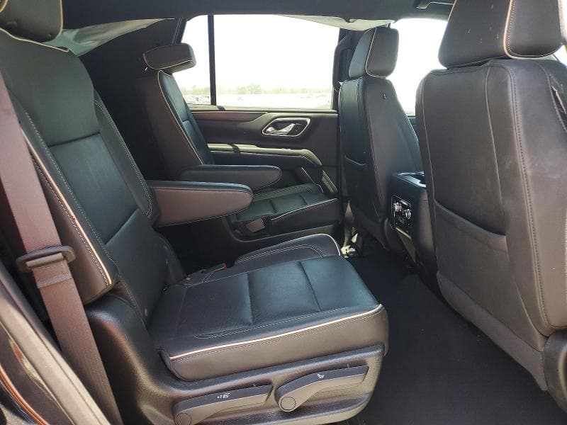 2024 GMC YUKON SLT 19