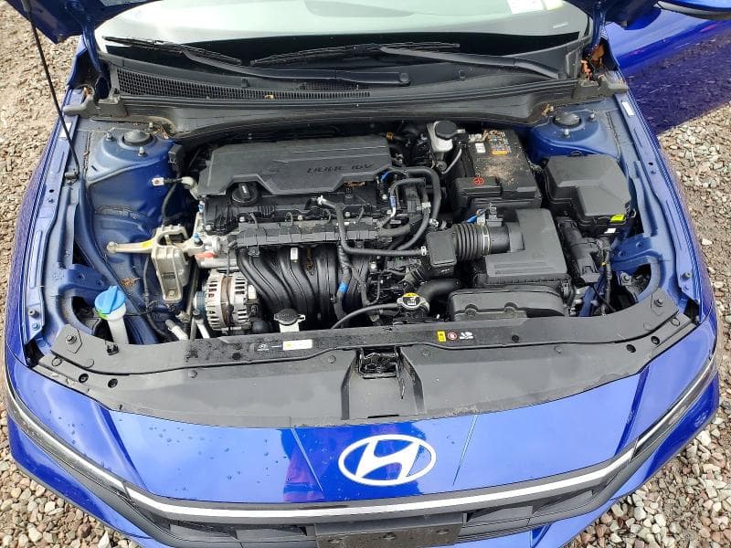 2024 HYUNDAI ELANTRA SE 11