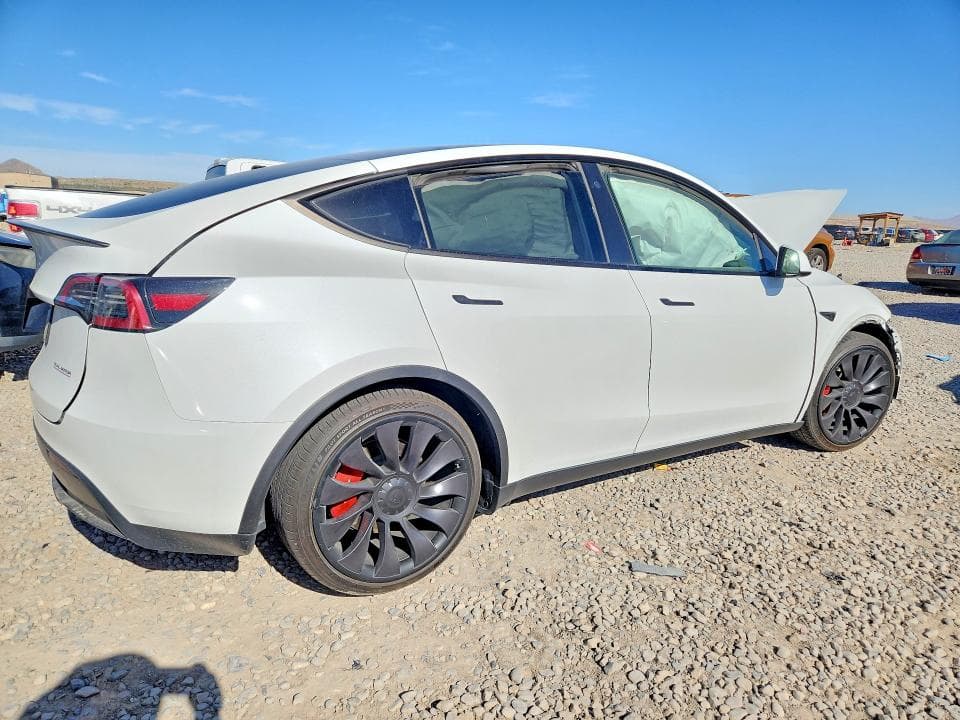 2023 TESLA MODEL Y 3
