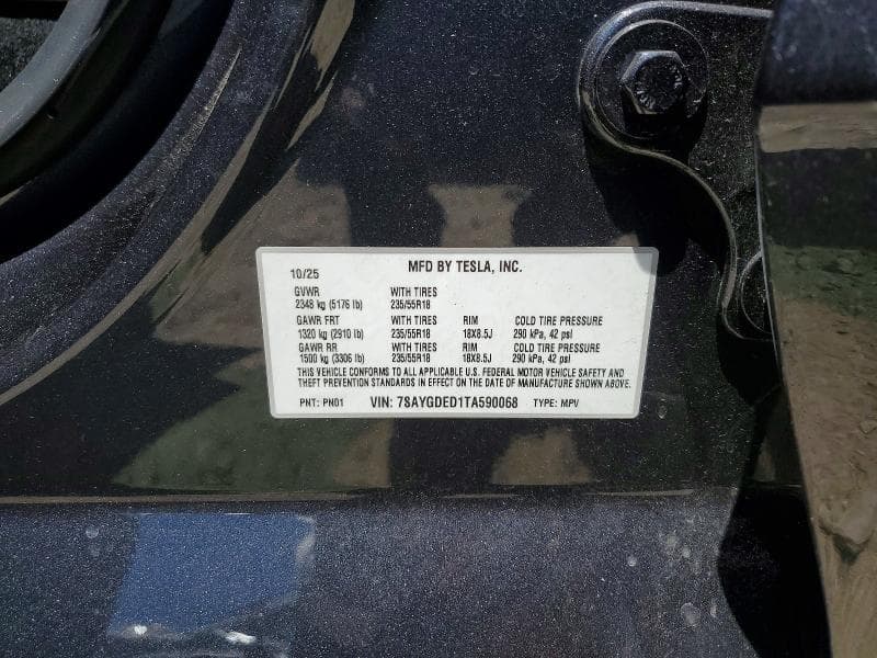 2026 TESLA MODEL Y 13