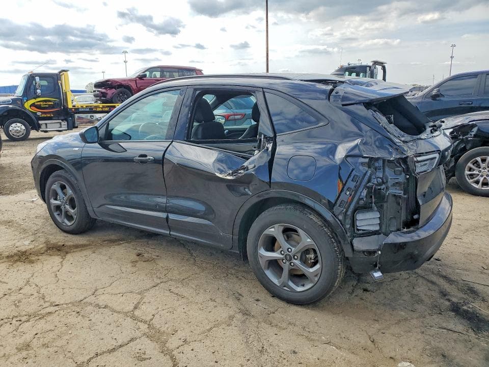 2024 FORD ESCAPE ST LINE 2