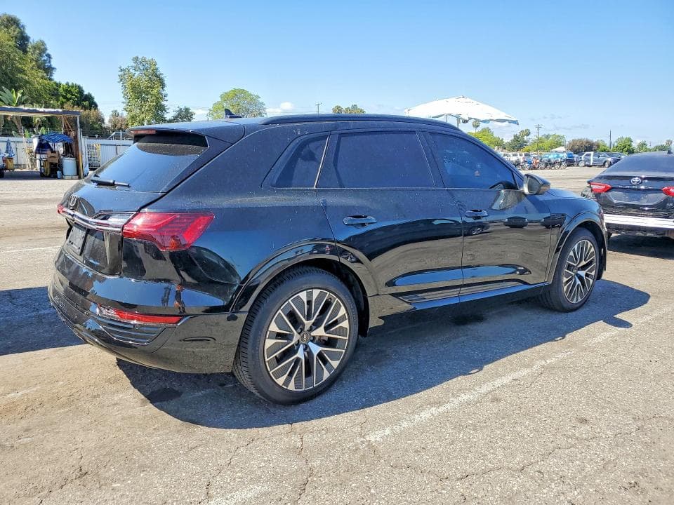 2024 AUDI Q8 E-TRON PREMIUM PLUS 3