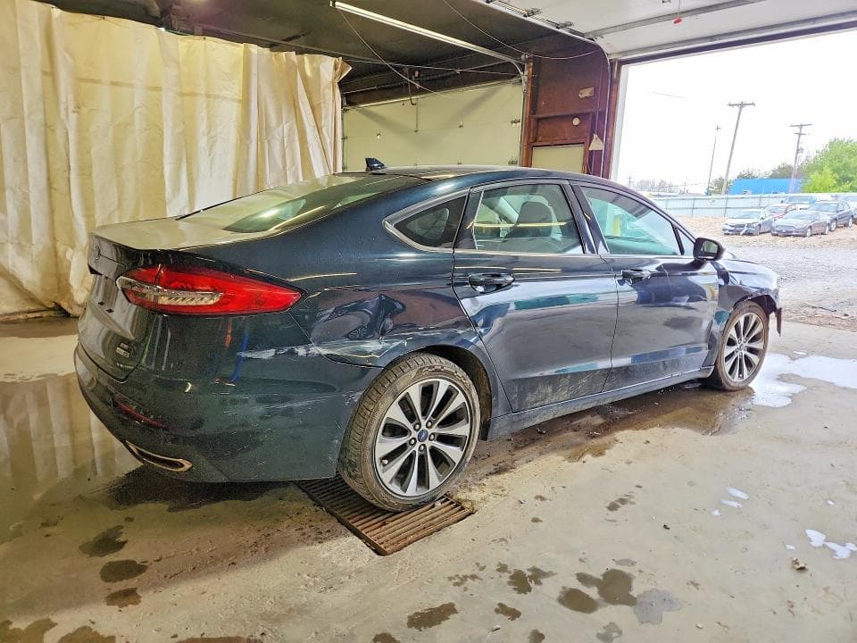 2020 FORD FUSION 3