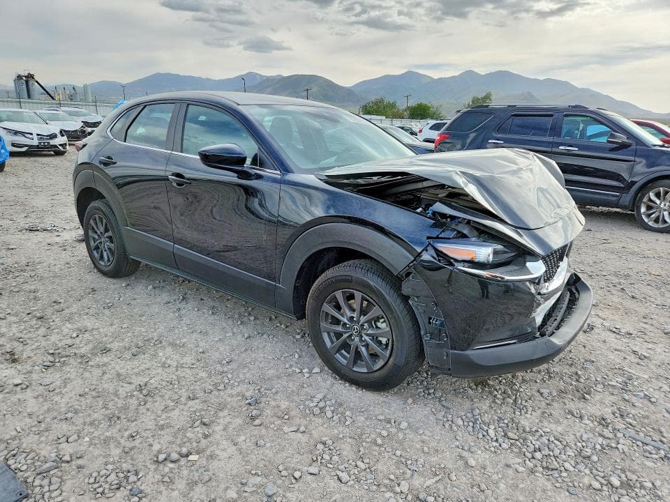 2023 MAZDA CX-30 4