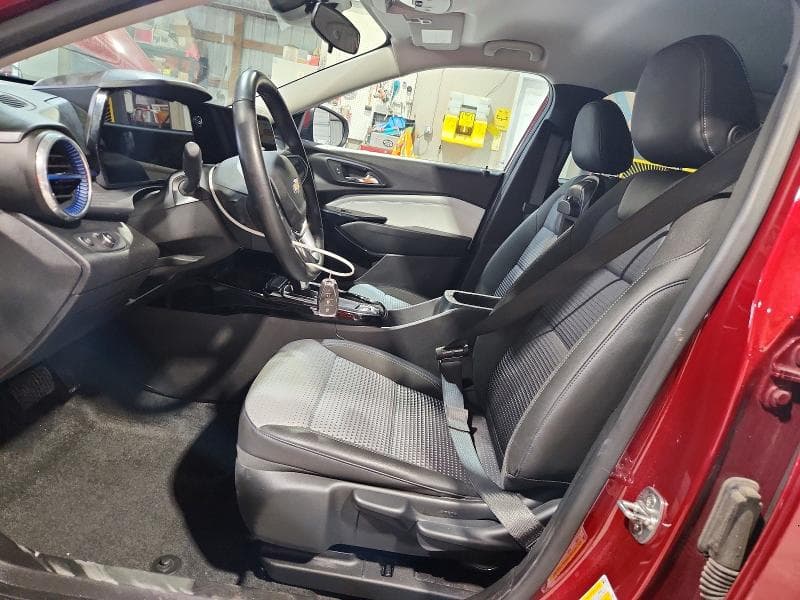 2025 CHEVROLET TRAX 1LT 7