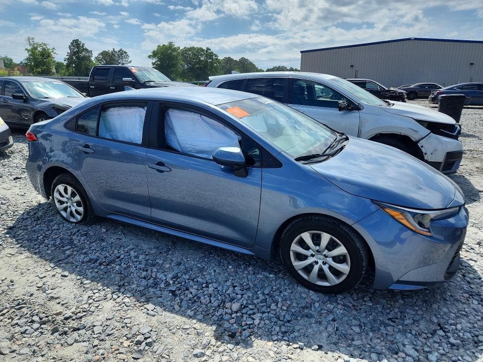 2025 TOYOTA COROLLA LE 4