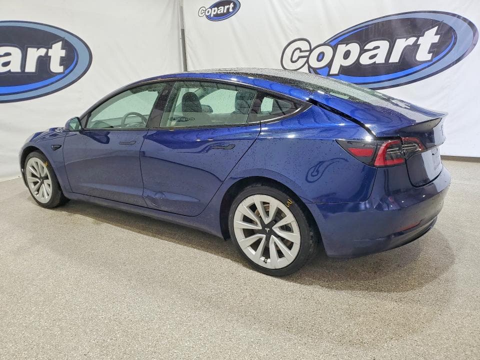 2022 TESLA MODEL 3 2