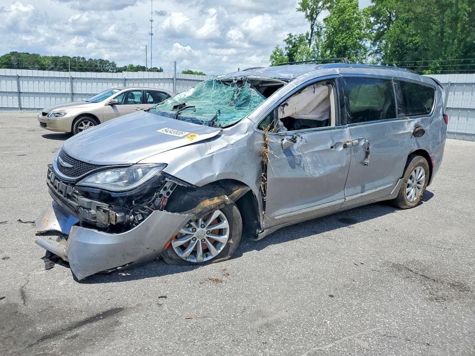 2018 CHRYSLER PACIFICA TOURING L - 1