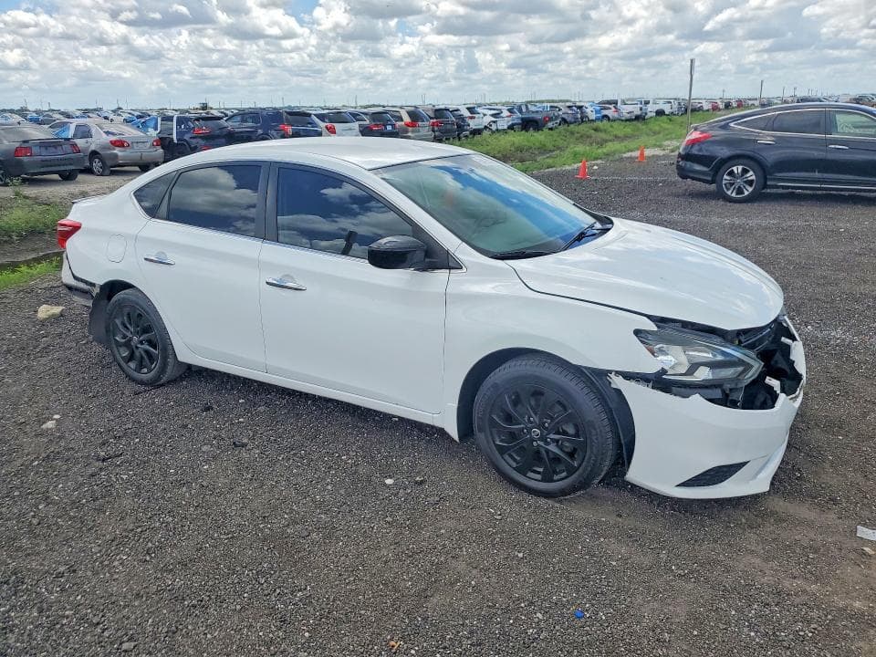 2018 NISSAN SENTRA S 4
