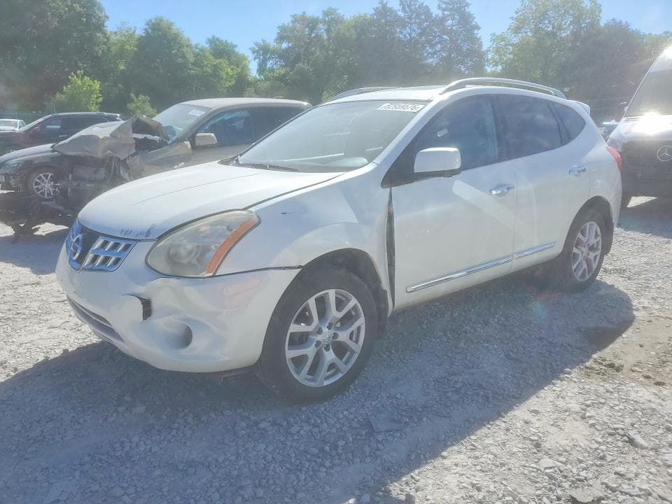 2013 NISSAN ROGUE - 1