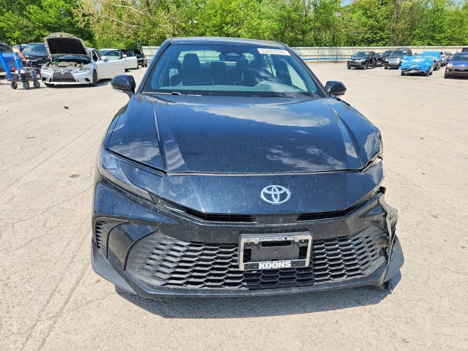 2026 TOYOTA CAMRY SE 5