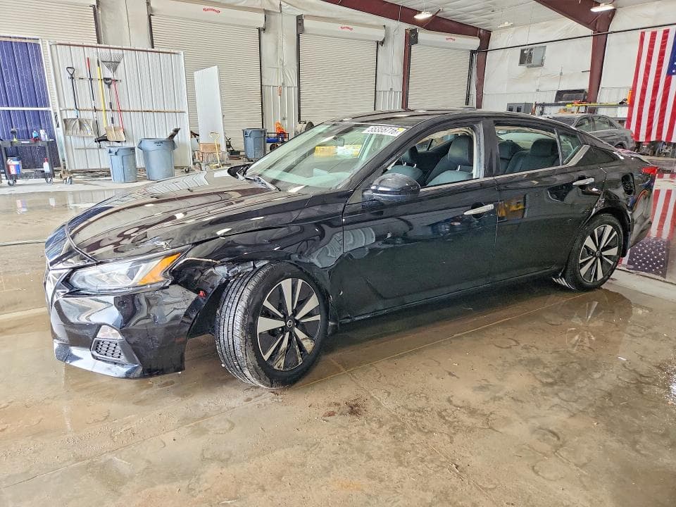 2022 NISSAN ALTIMA SV