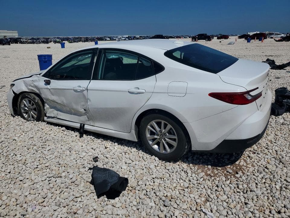 2025 TOYOTA CAMRY LE 2
