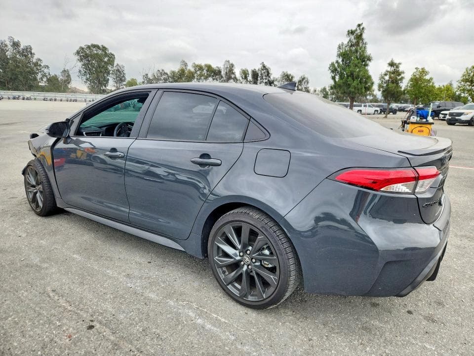 2026 TOYOTA COROLLA SE 2