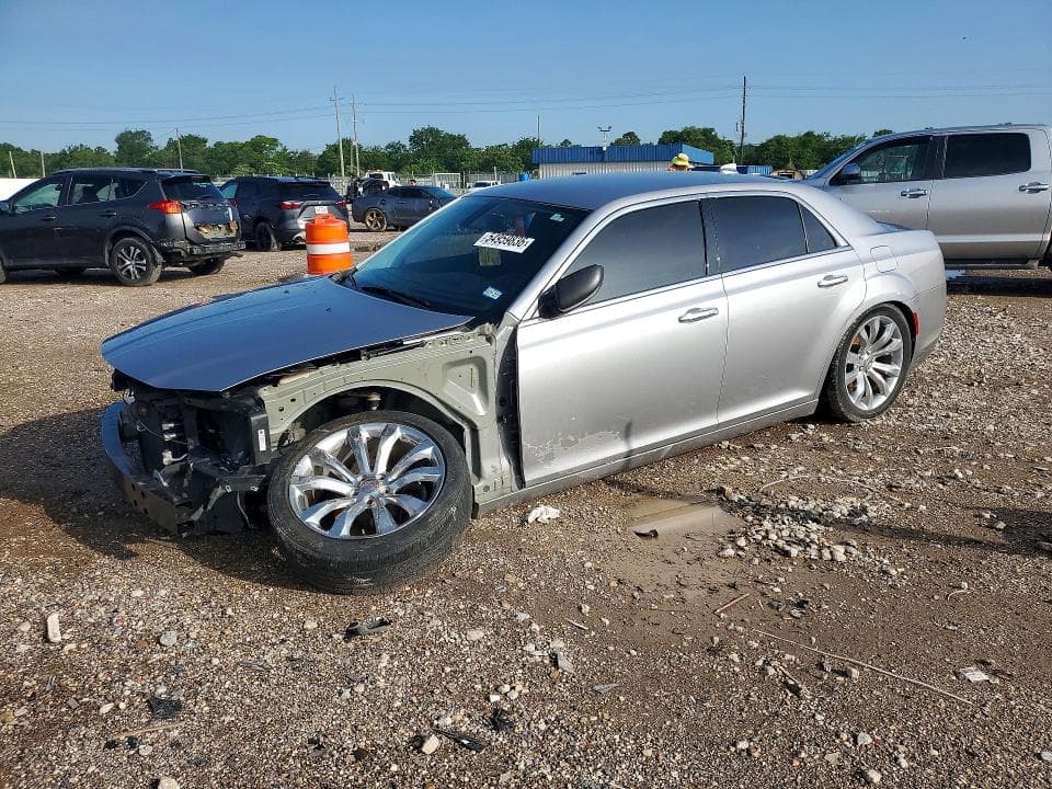 2018 CHRYSLER 300 LIMITED - 1