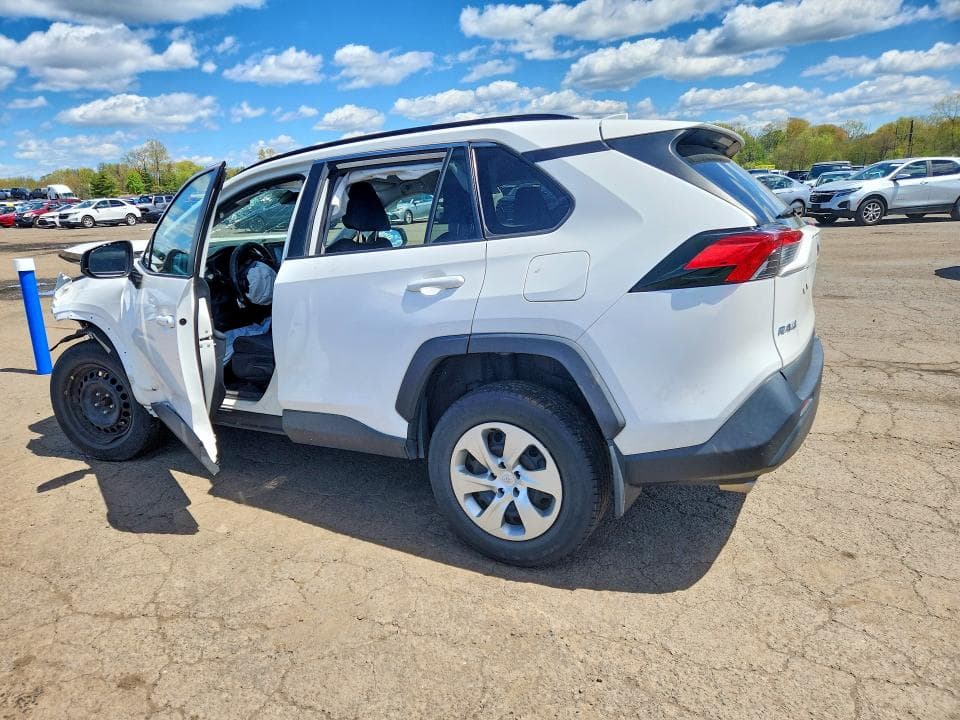 2020 TOYOTA RAV4 LE 2