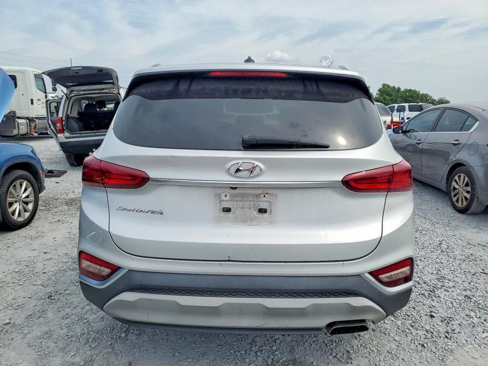 2019 HYUNDAI SANTA FE SE 6