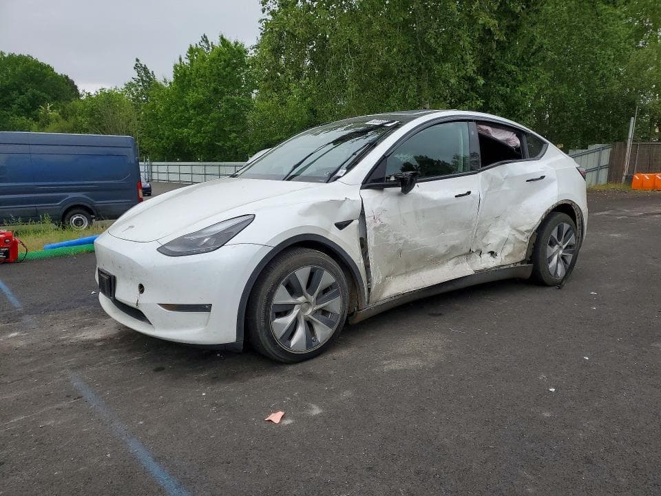 2023 TESLA MODEL Y - 1