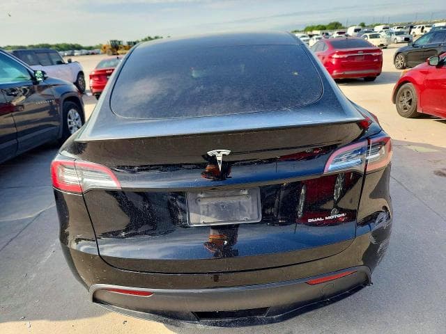 2022 TESLA MODEL Y 6