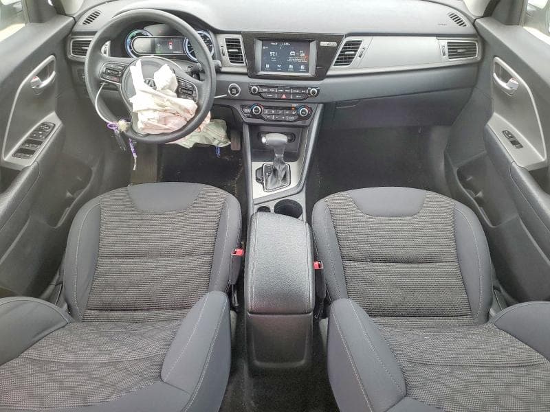 2019 KIA NIRO LX 8