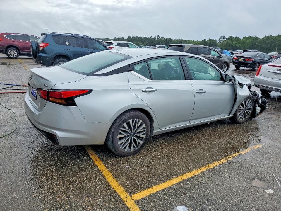 2024 NISSAN ALTIMA SV 3