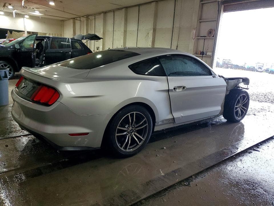 2017 FORD MUSTANG 3