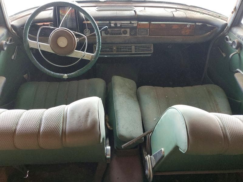 1966 MERCEDES 200D RWD 8