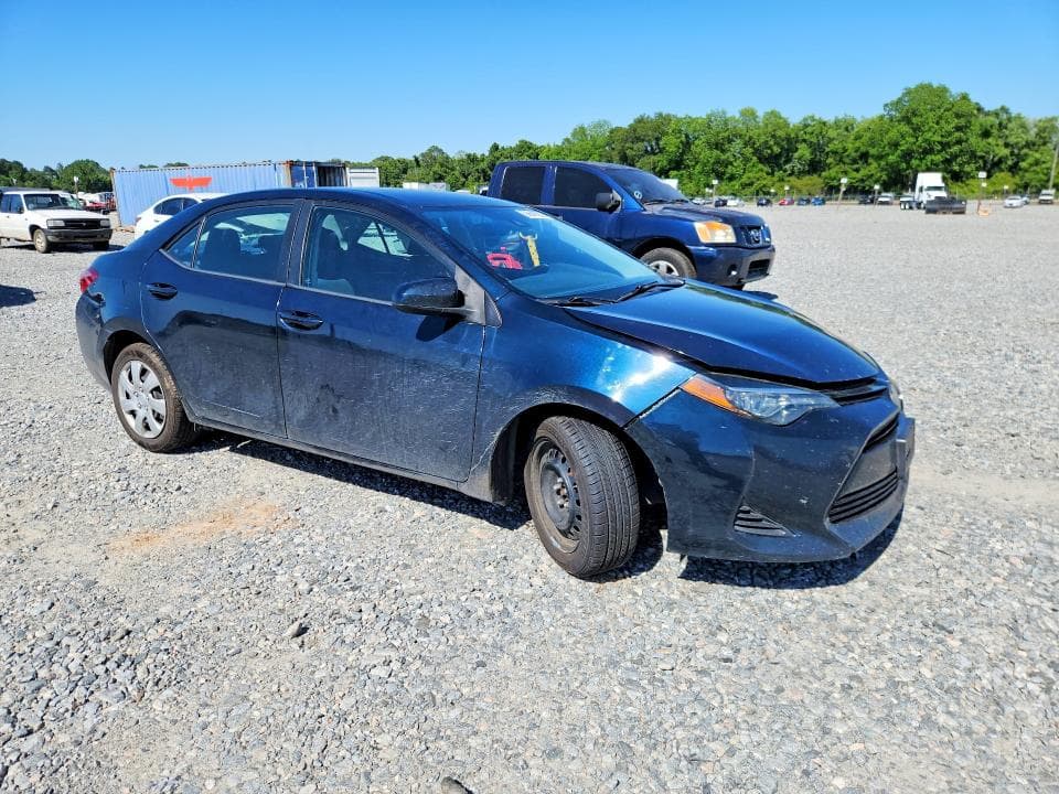 2019 TOYOTA COROLLA LE 4