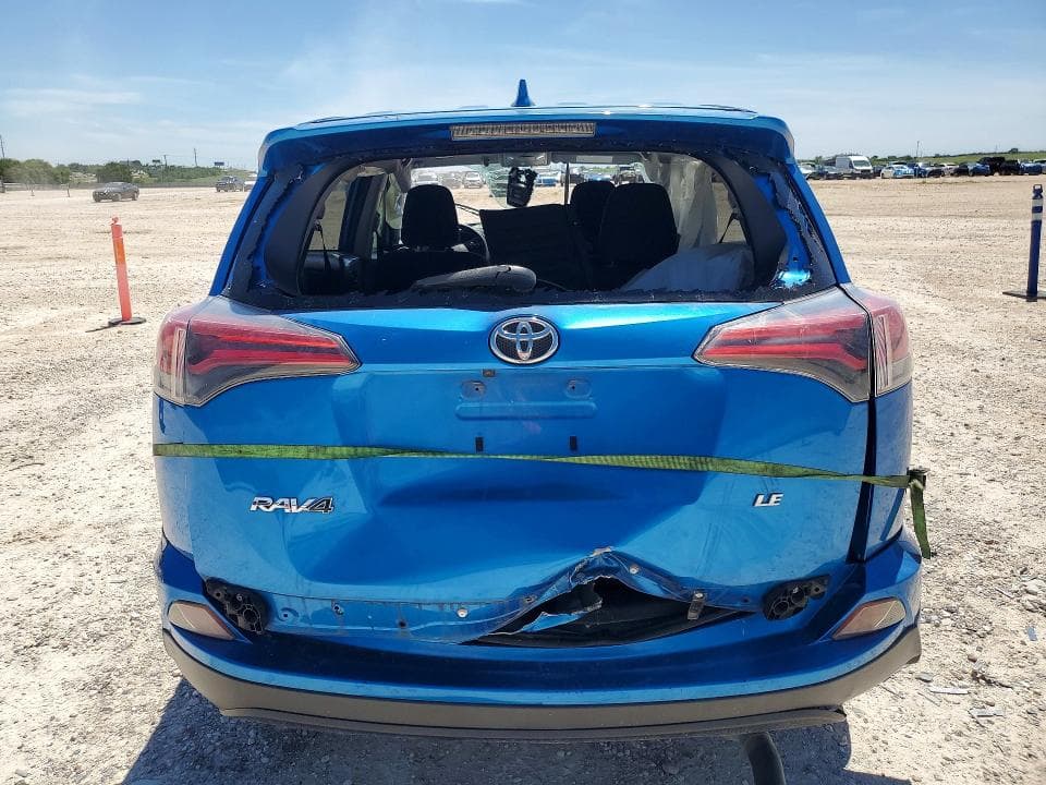 2018 TOYOTA RAV4 LE 6