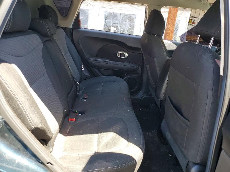 2017 KIA SOUL + 19