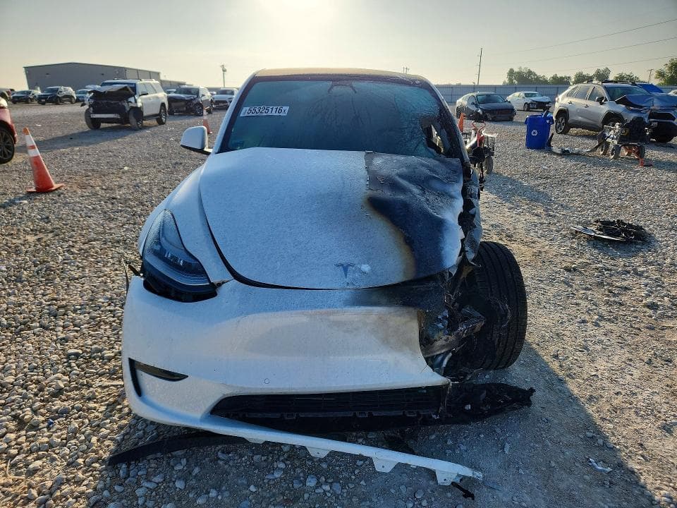 2022 TESLA MODEL Y 5