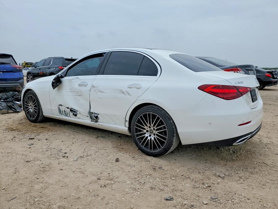 2024 MERCEDES-BENZ C 300 2
