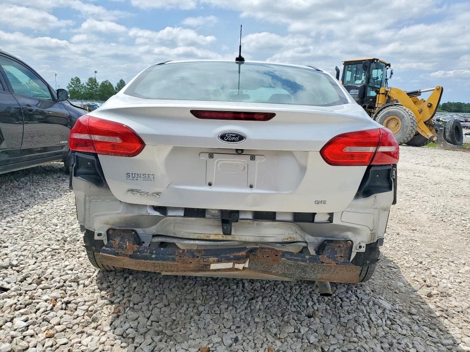 2018 FORD FOCUS SE 6