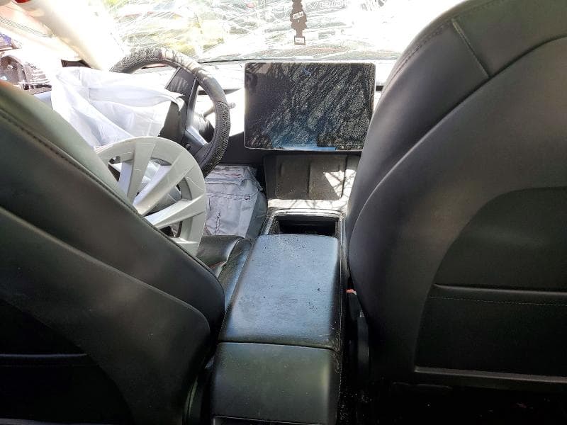 2022 TESLA MODEL 3 16