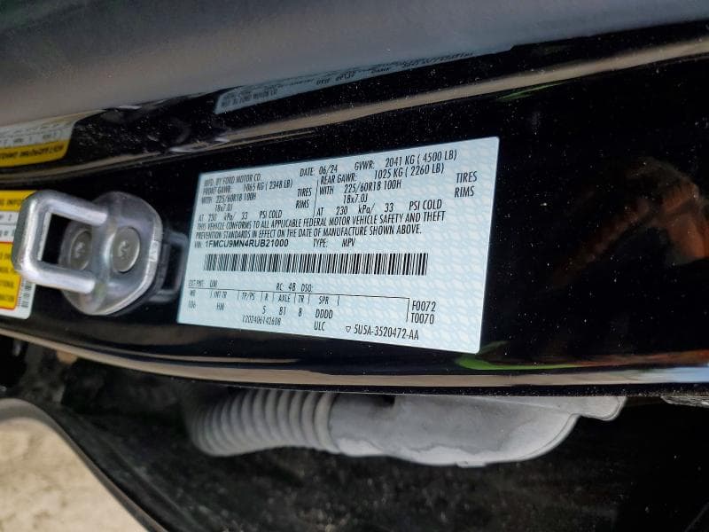 2024 FORD ESCAPE ST LINE 13