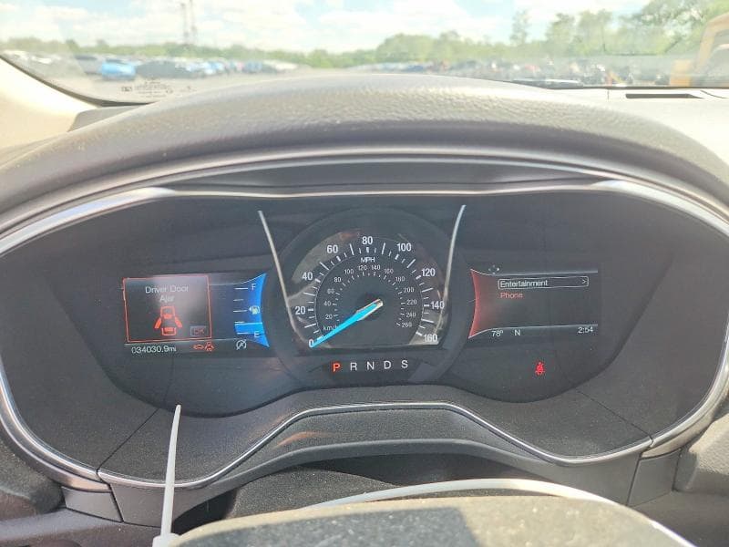2018 FORD FUSION SE 9