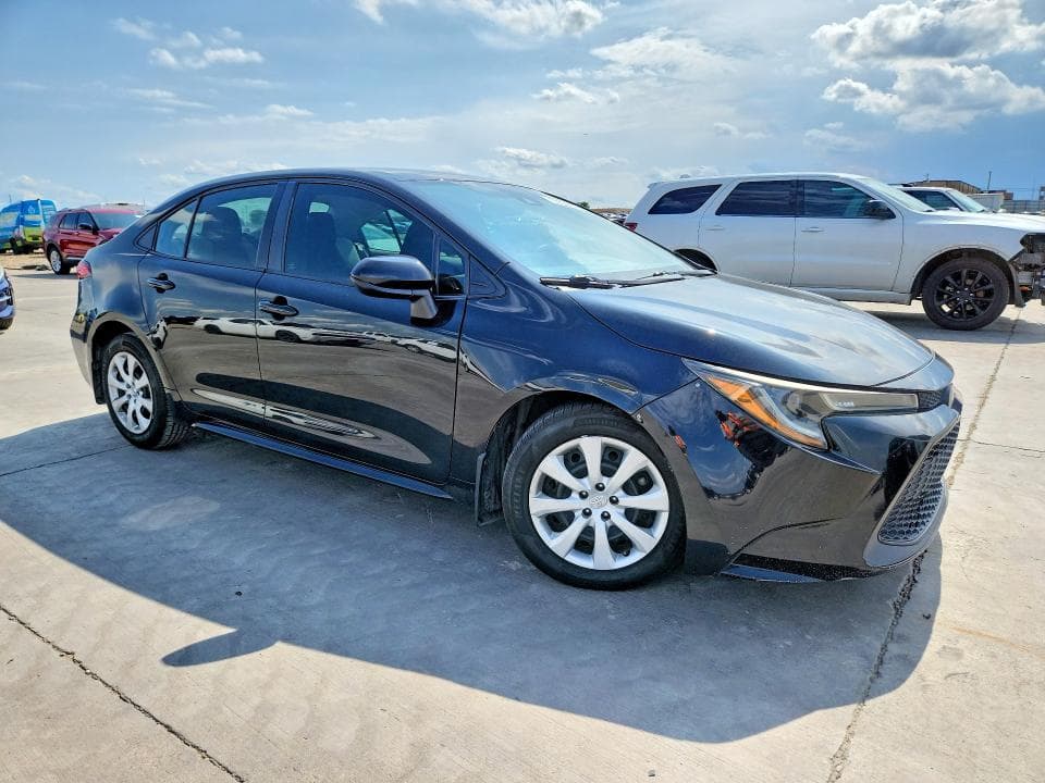 2021 TOYOTA COROLLA LE 4