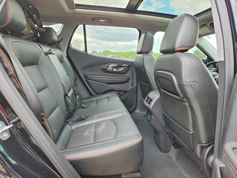 2024 GMC TERRAIN AT4 10