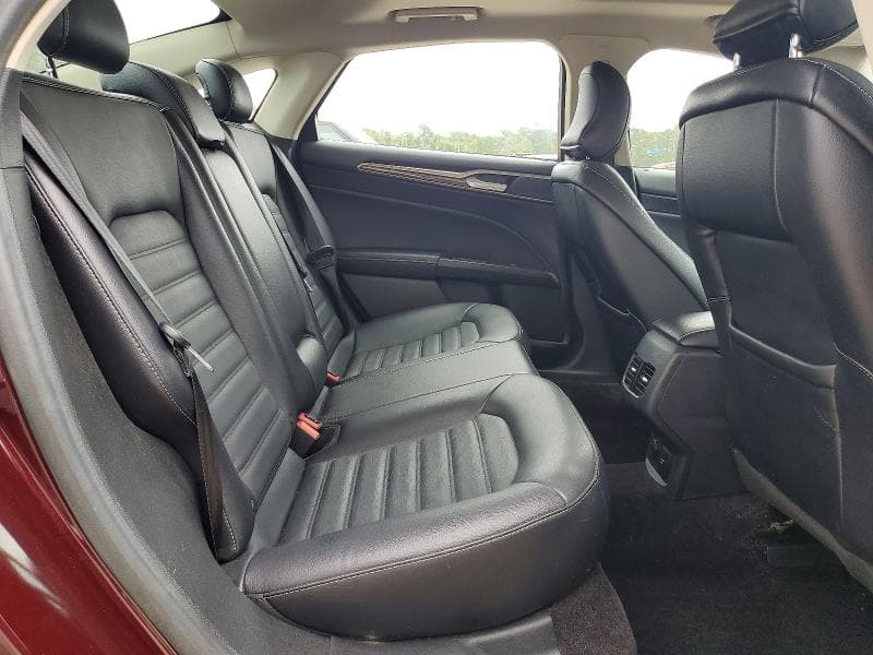 2017 FORD FUSION SE 10