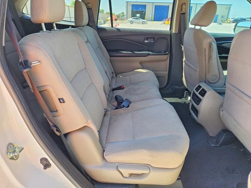 2017 HONDA PILOT EX 11