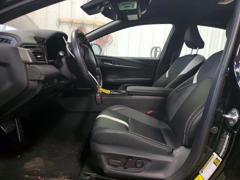 2025 TOYOTA CAMRY SE 7