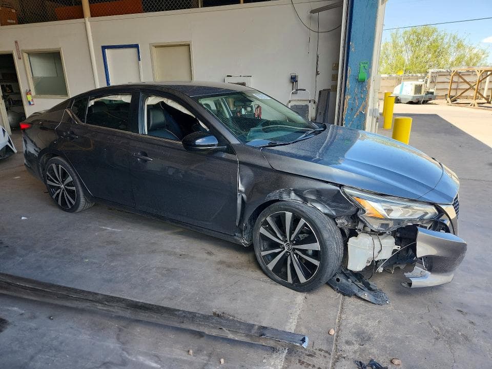 2019 NISSAN ALTIMA SR 4