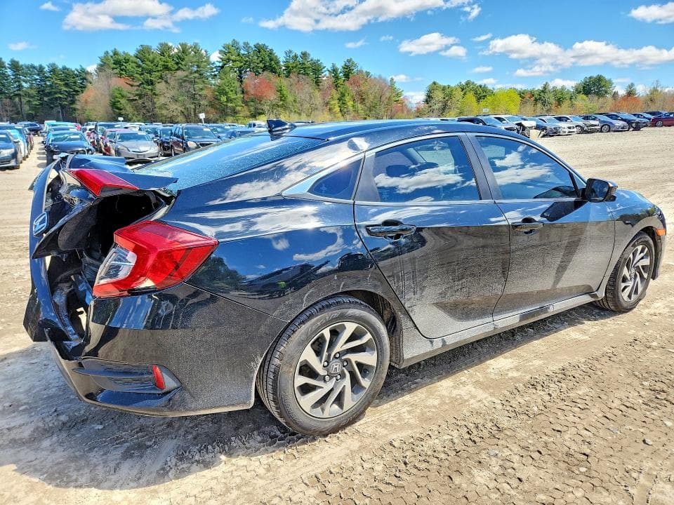 2017 HONDA CIVIC EX 3