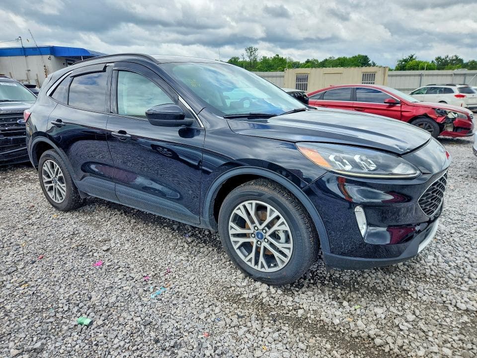2021 FORD ESCAPE SEL 4