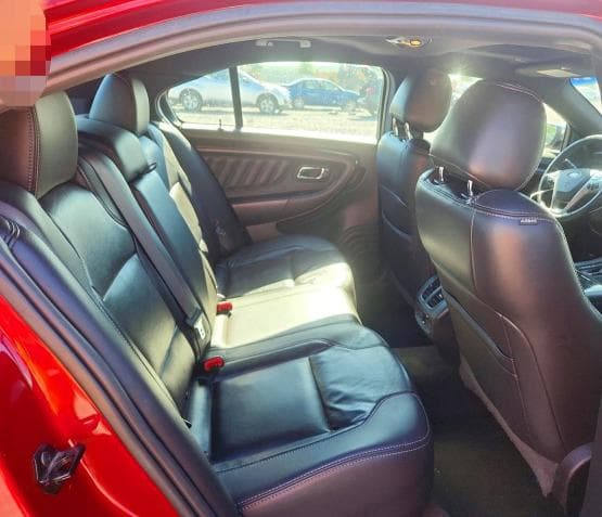 2018 FORD TAURUS LIMITED 10