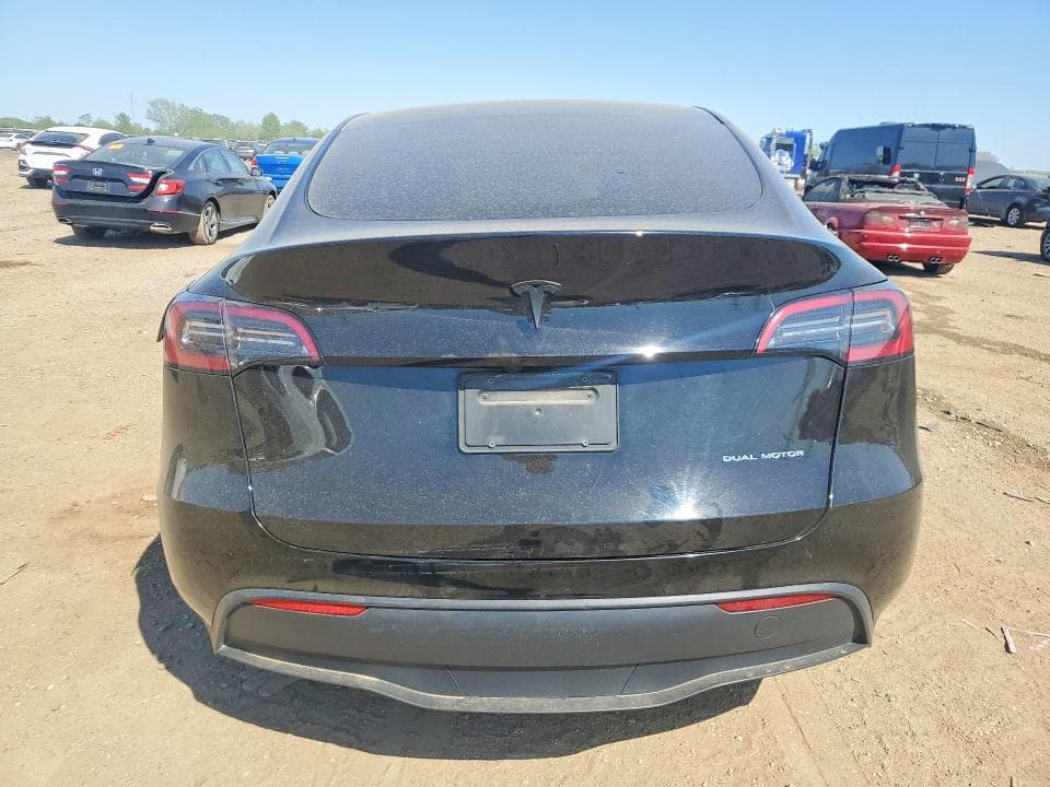 2023 TESLA MODEL Y 6