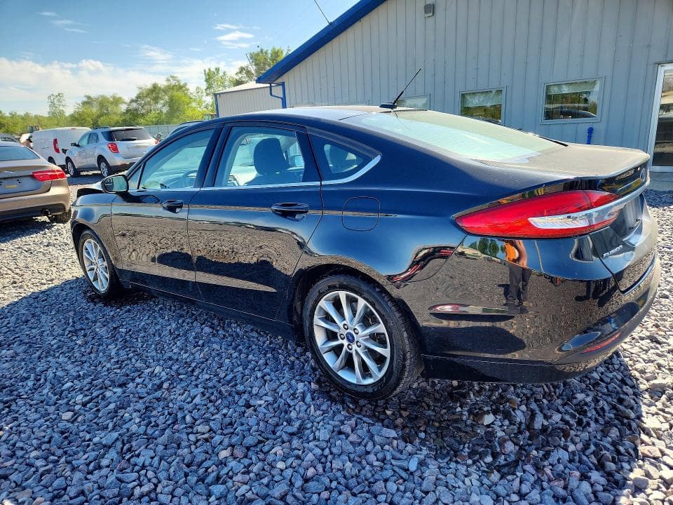 2017 FORD FUSION SE 2