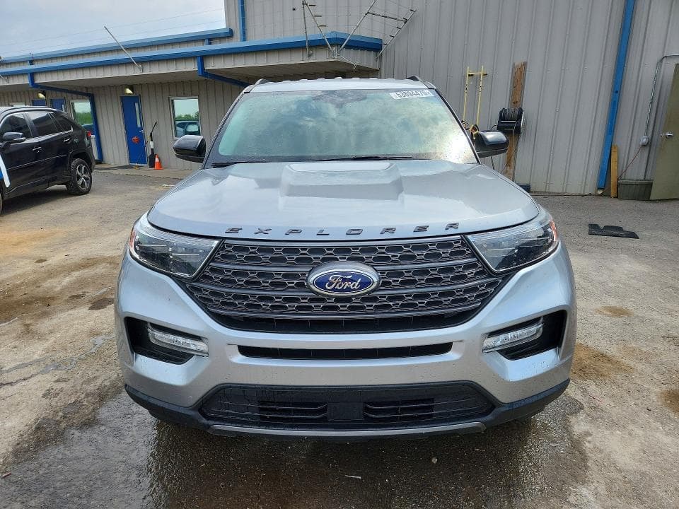 2023 FORD EXPLORER XLT 5