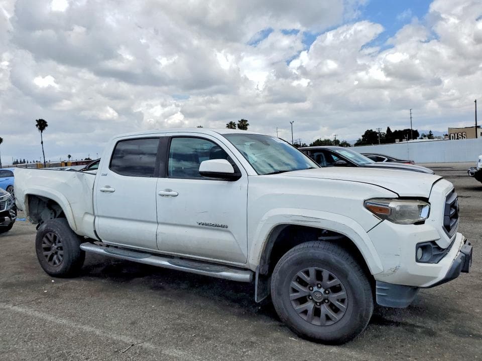 2020 TOYOTA TACOMA SR5 V6 4